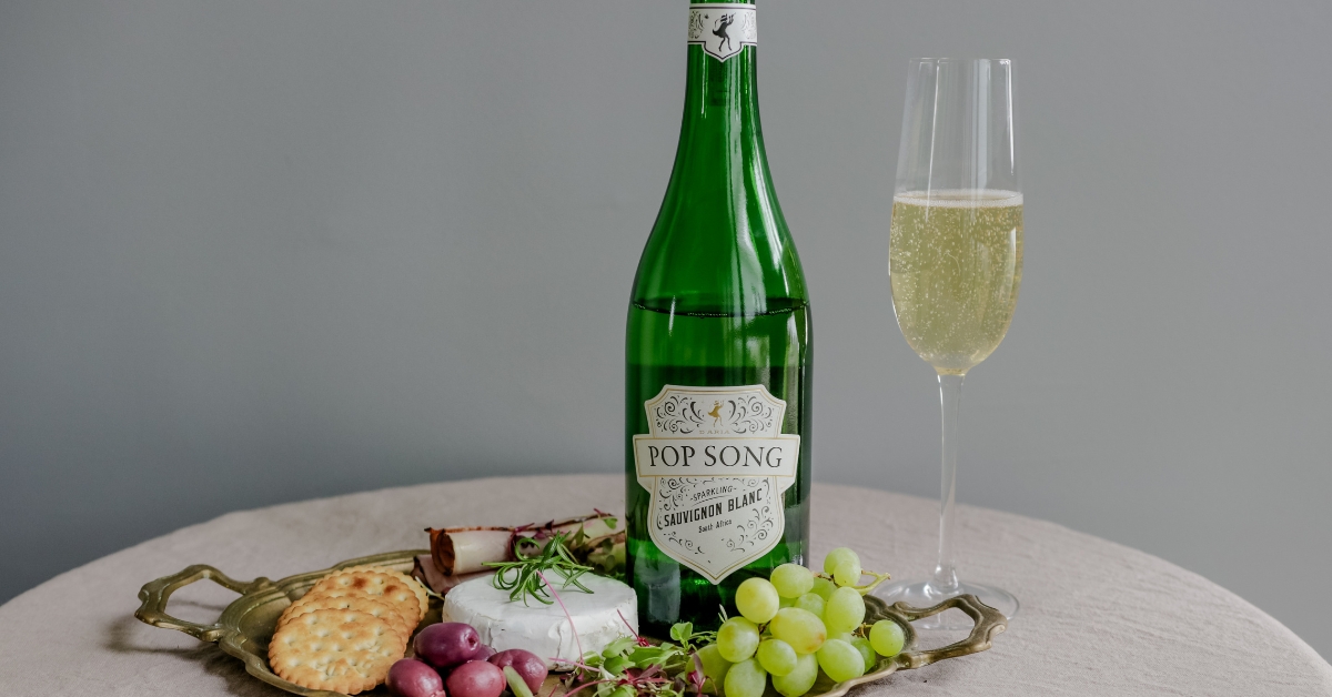 D'Aria Pop Song MCC Sauvignon Blanc with a cheese board