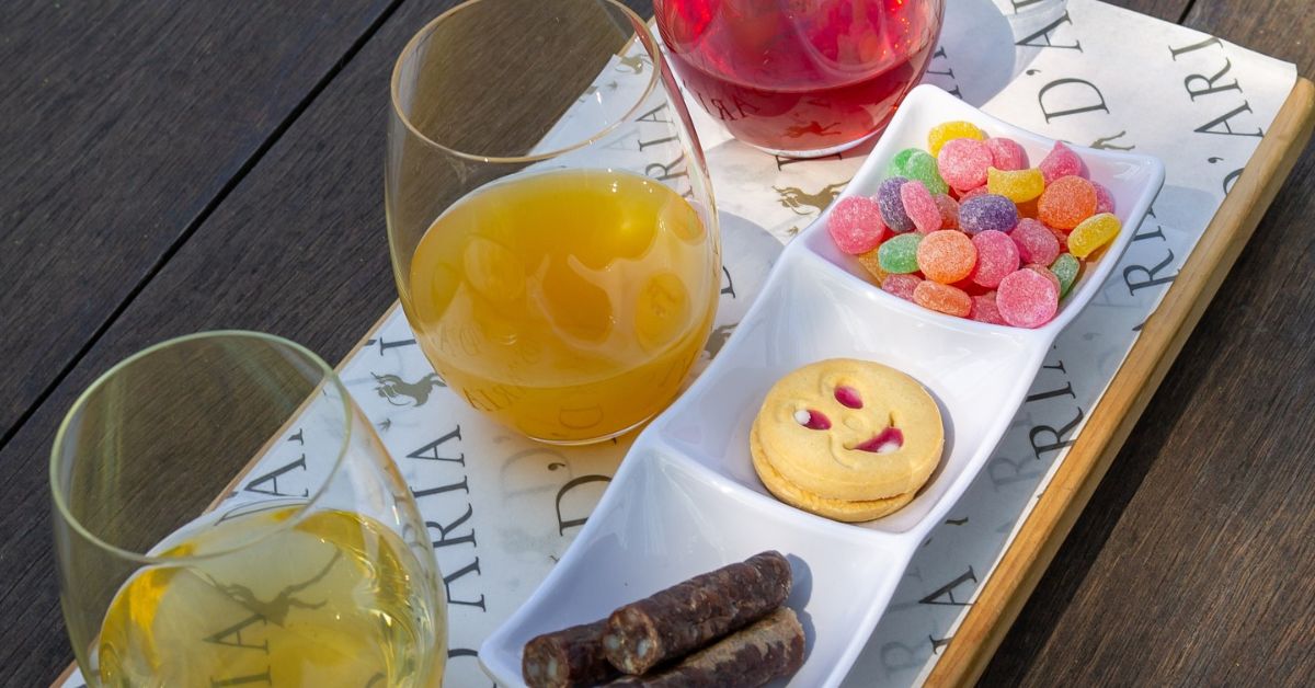 kid friendly wine farms - A kids tasting platter with juices and sweets and biltong